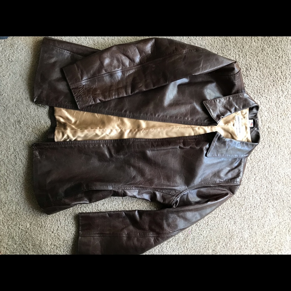 Am selling a brown leather jacket
